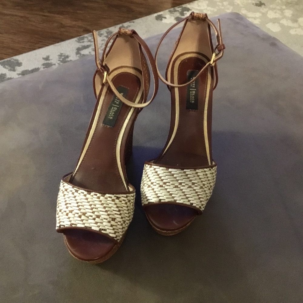 White Strappy WHBM WEDGE WOVEN SANDALS